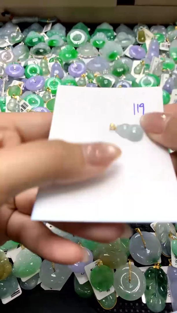 【闪购商品】翡翠颈饰18K金镶嵌111111111