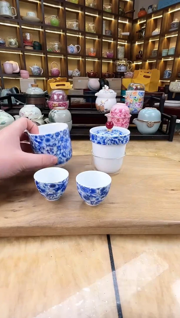 【闪购商品】青花珐琅彩旅行带刺绣包