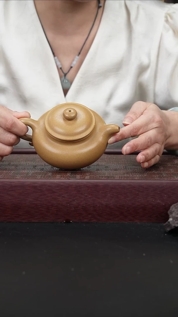 茶壶紫砂lzx黄金段仿古240CC