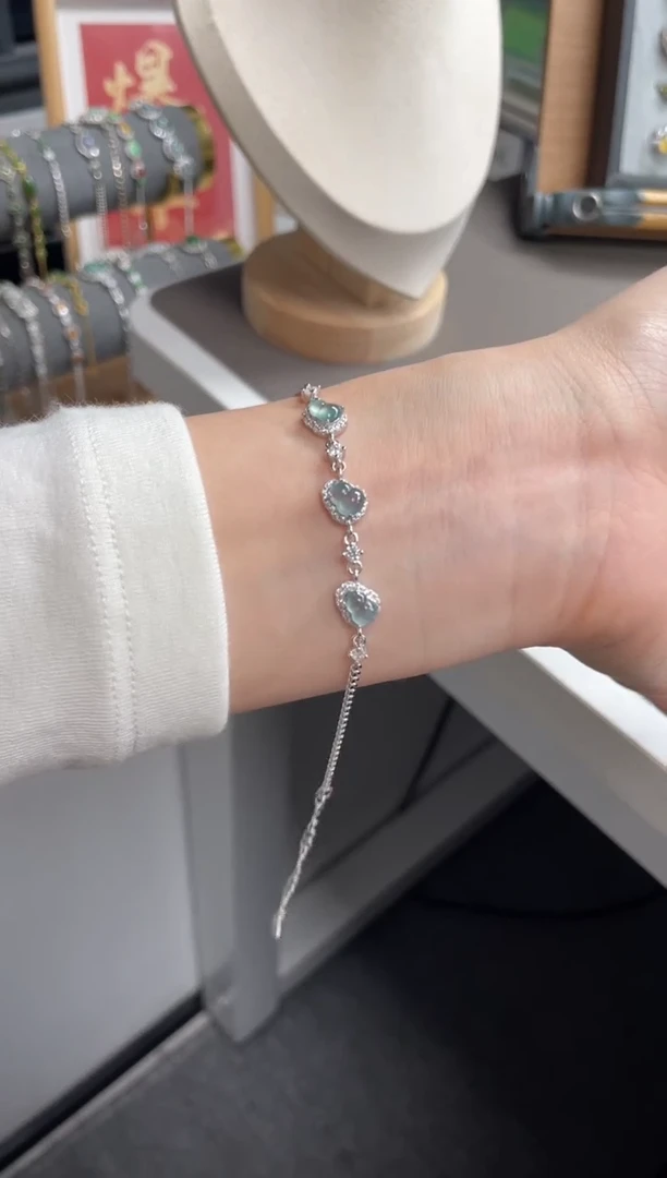 银S925镶嵌手链翡翠一个有微瑕