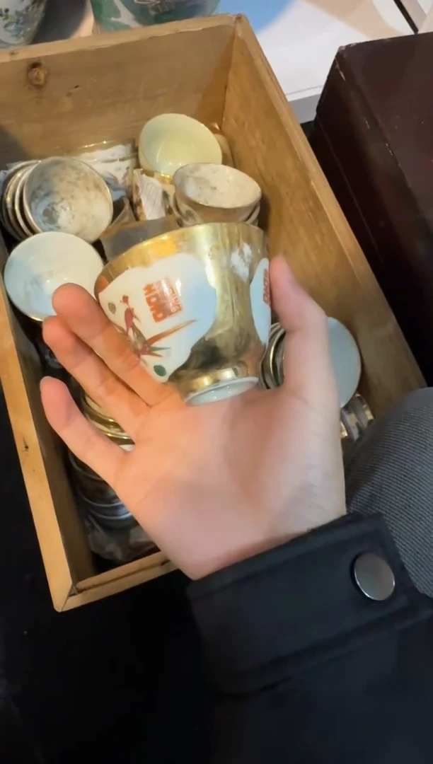 景德镇手绘陶瓷厂瓷回流精品瓷，全部清仓【脱金】