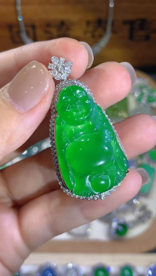 翡翠18K金镶嵌吊坠(不含链)38团购多样性发其一