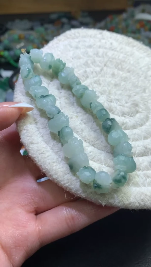 未镶嵌定制翡翠毛货 卡10-6