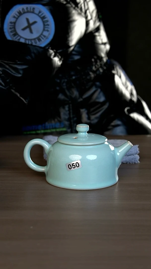 【闪购商品】杯050号天青德钟壶微瑕开片