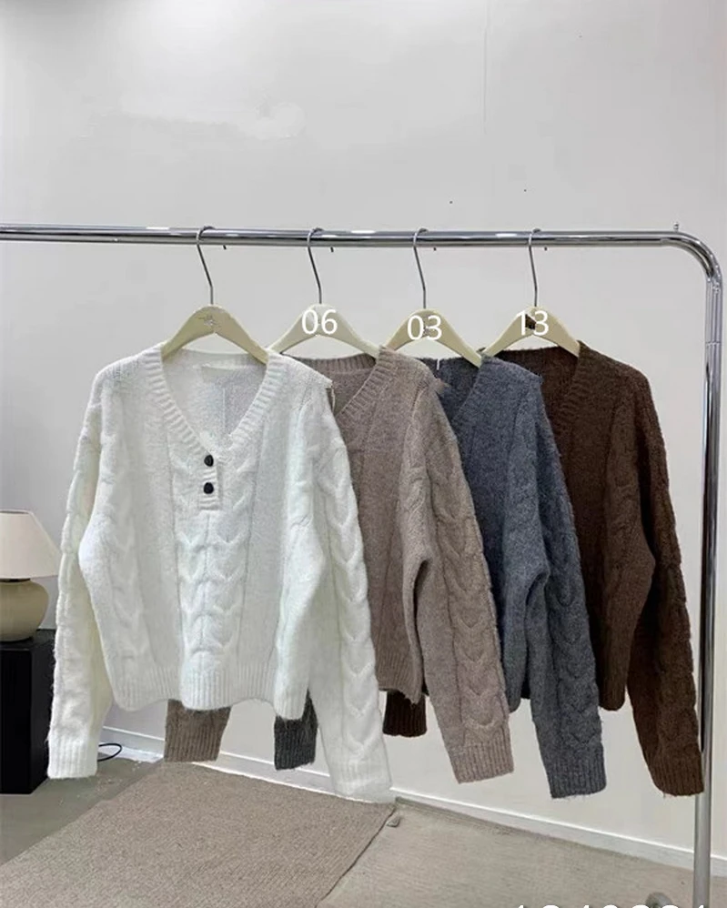 小妳XiaoNi———（冬款两扣毛衣1340281）