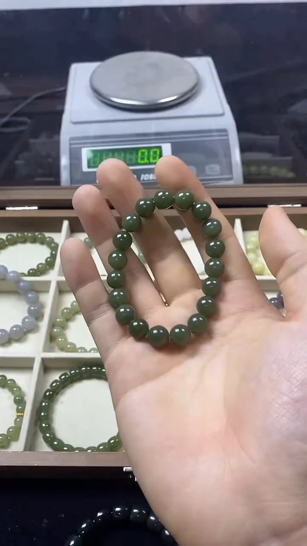未镶嵌手串和田玉主播推荐！！