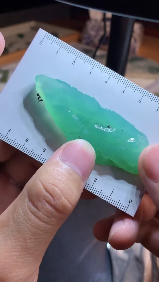 未镶嵌定制翡翠70.1-26.6-6.0