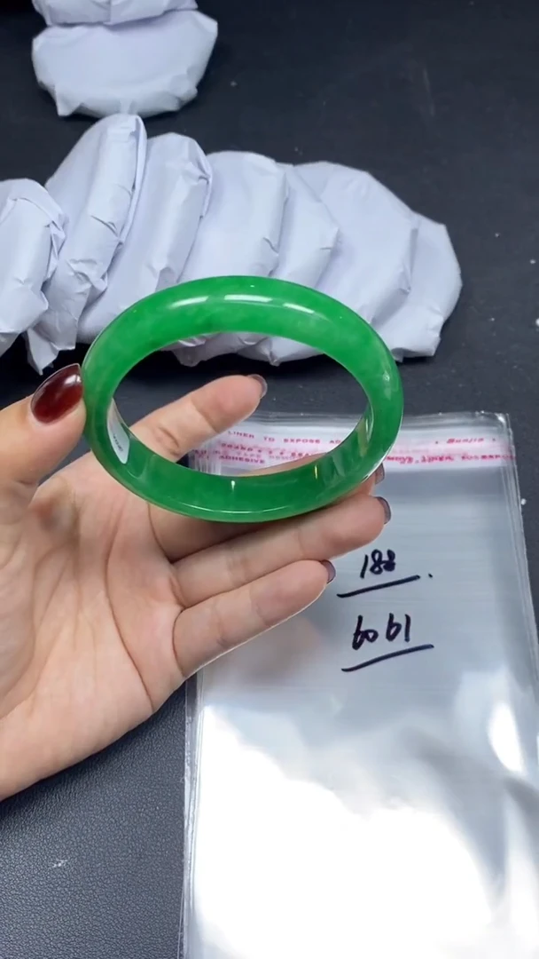 无非金属高端大气女士手镯188