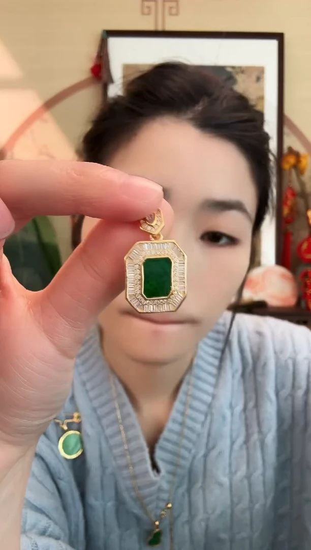 颈饰银S925镶嵌翡翠吊坠