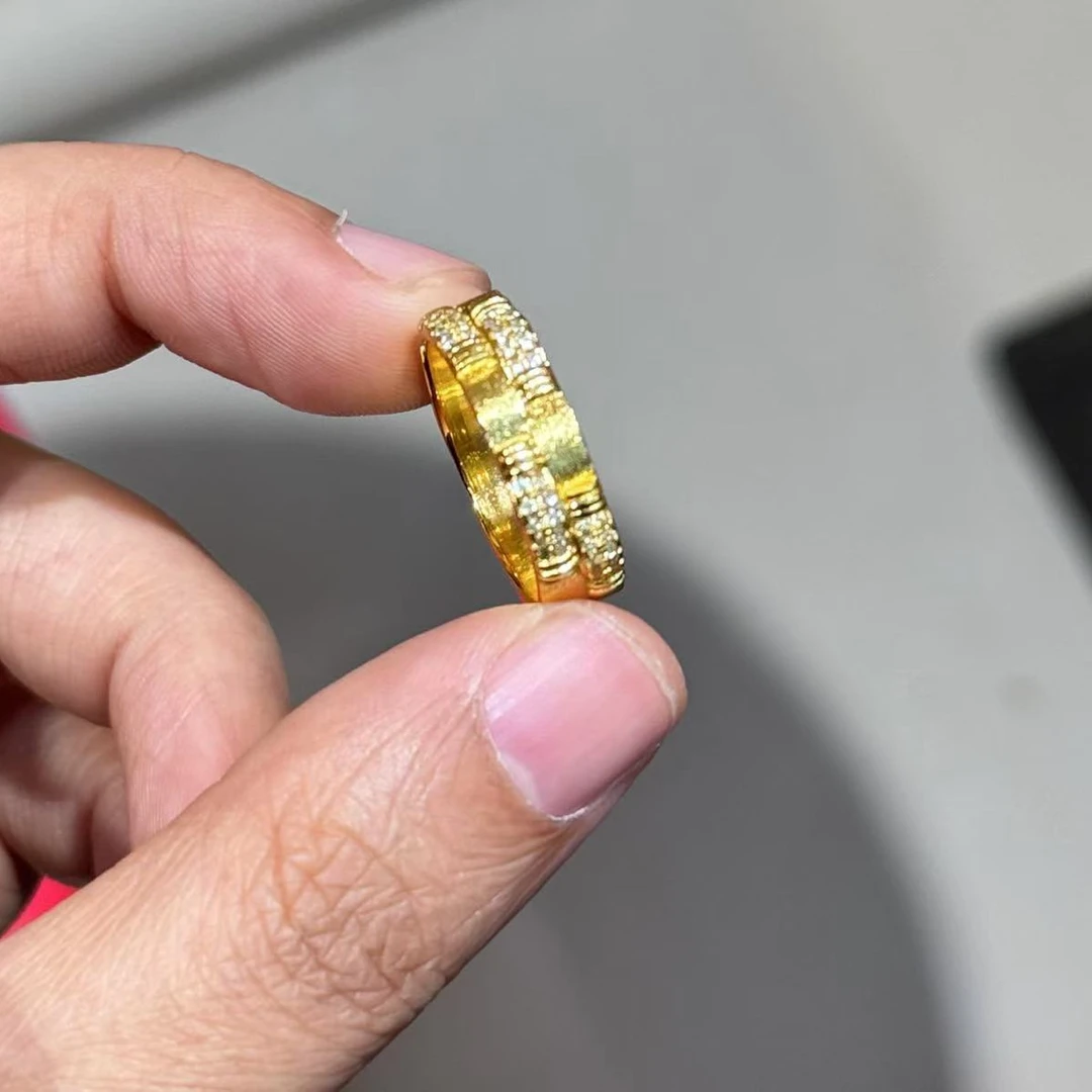 拉丝编织点钻戒指