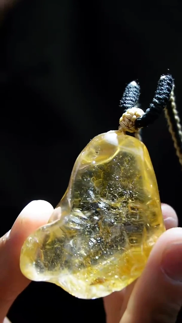 吊坠(赠链)未镶嵌水晶水晶
