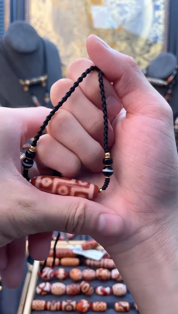 未镶嵌颈饰玛瑙/玉髓（覆膜）美泓红肉折线九眼锁骨链