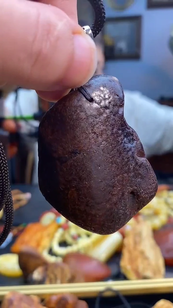 琥珀颈饰未镶嵌吊坠