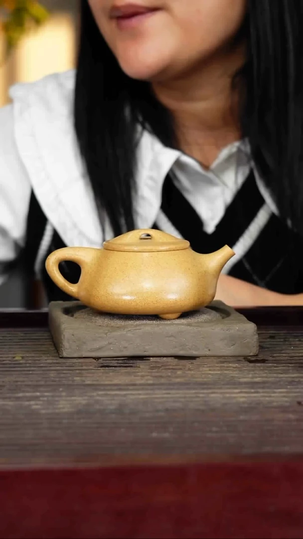 宜兴原矿紫砂壶茶壶宜兴原矿紫砂壶茶壶180C