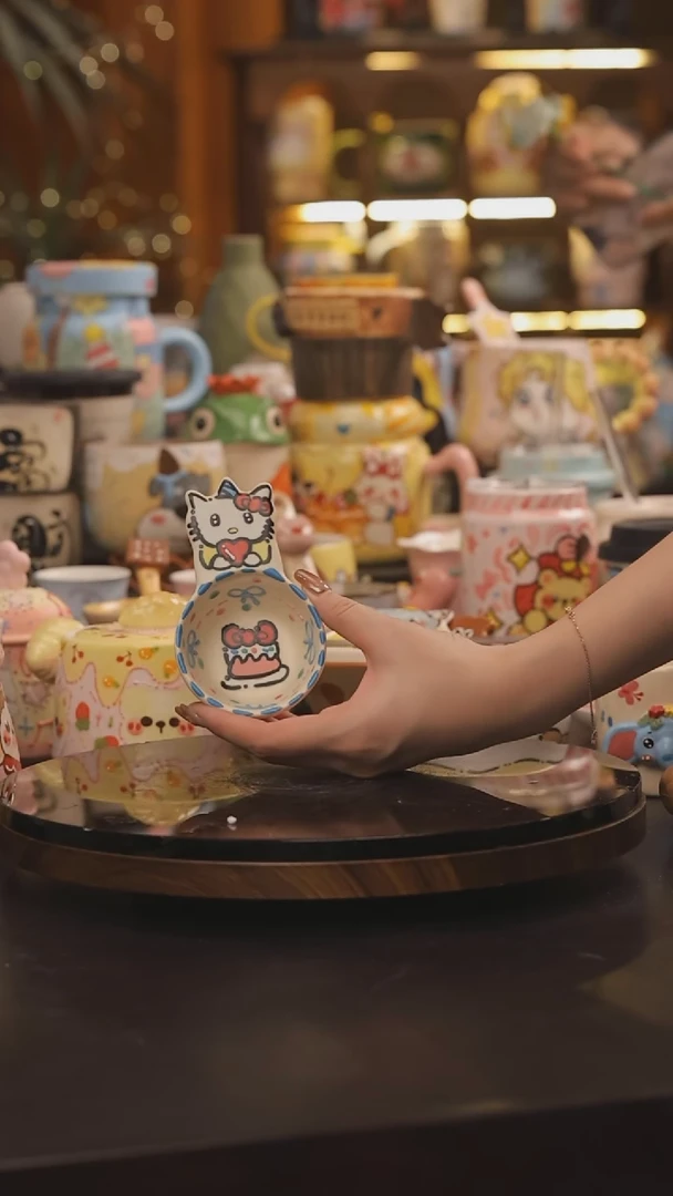 景德镇釉下彩绘设计师款式陶瓷