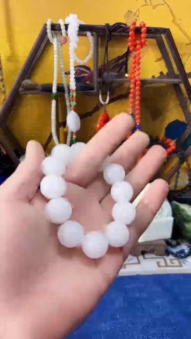 【闪购商品】和田玉挂件未镶嵌和田 白 2.0 单圈 （飞铃文玩）