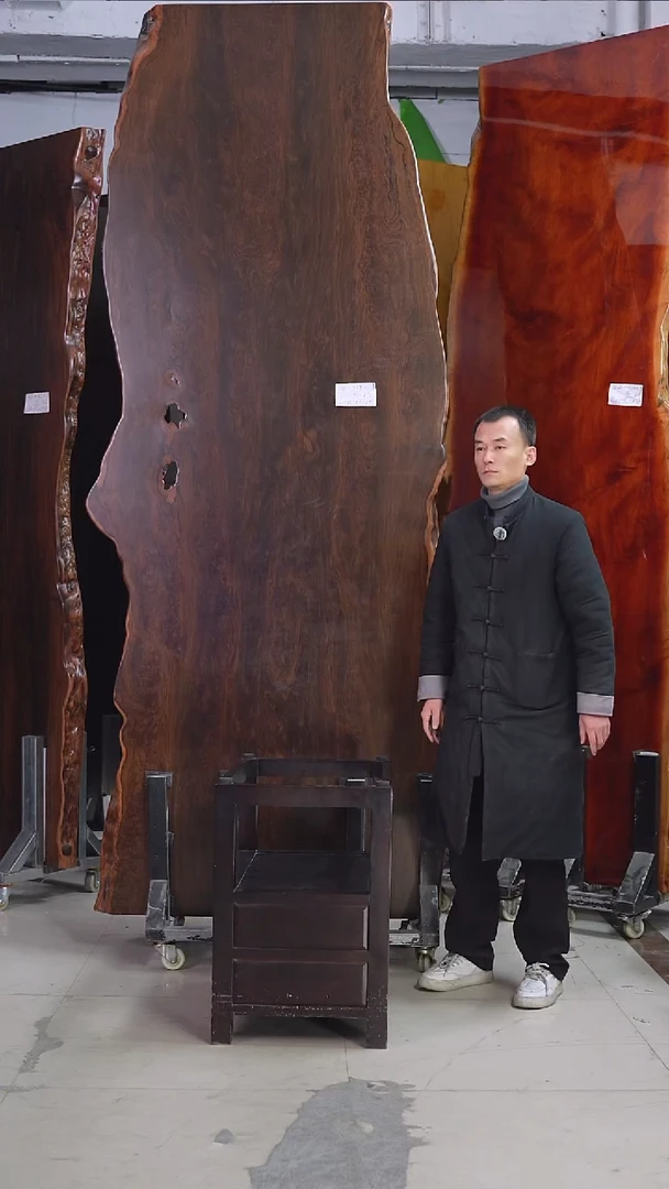 庞*鲁AD-439大叶紫檀300*97*8加黑柜体支架*2