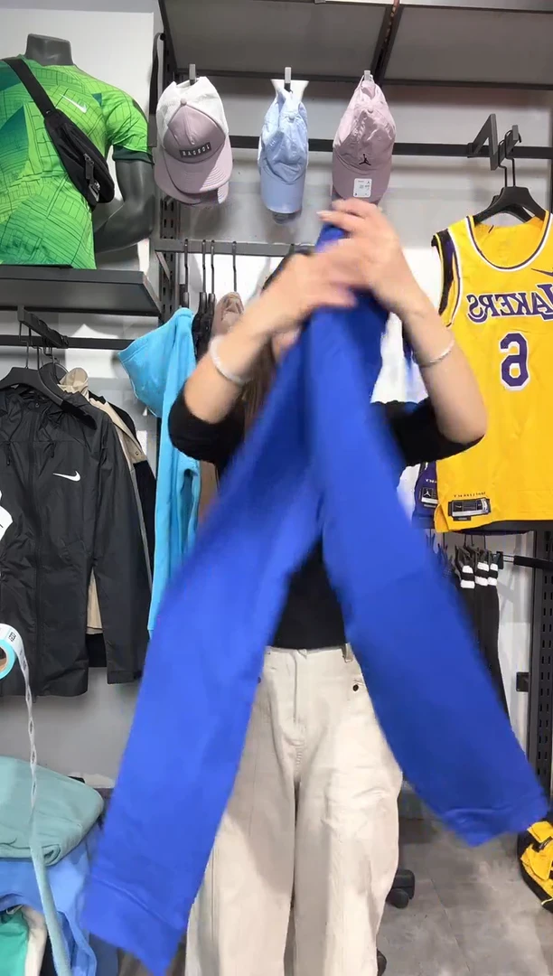 1528   编码 瑕疵款直播间过款为准 尺码