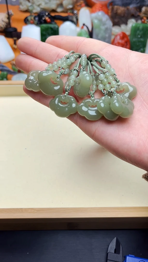 【闪购商品】和田玉颈饰未镶嵌平安锁多样性拍一发一02