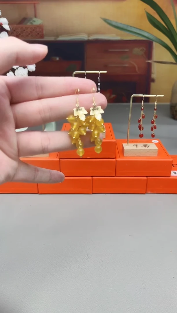 未镶嵌耳钉玛瑙/玉髓210