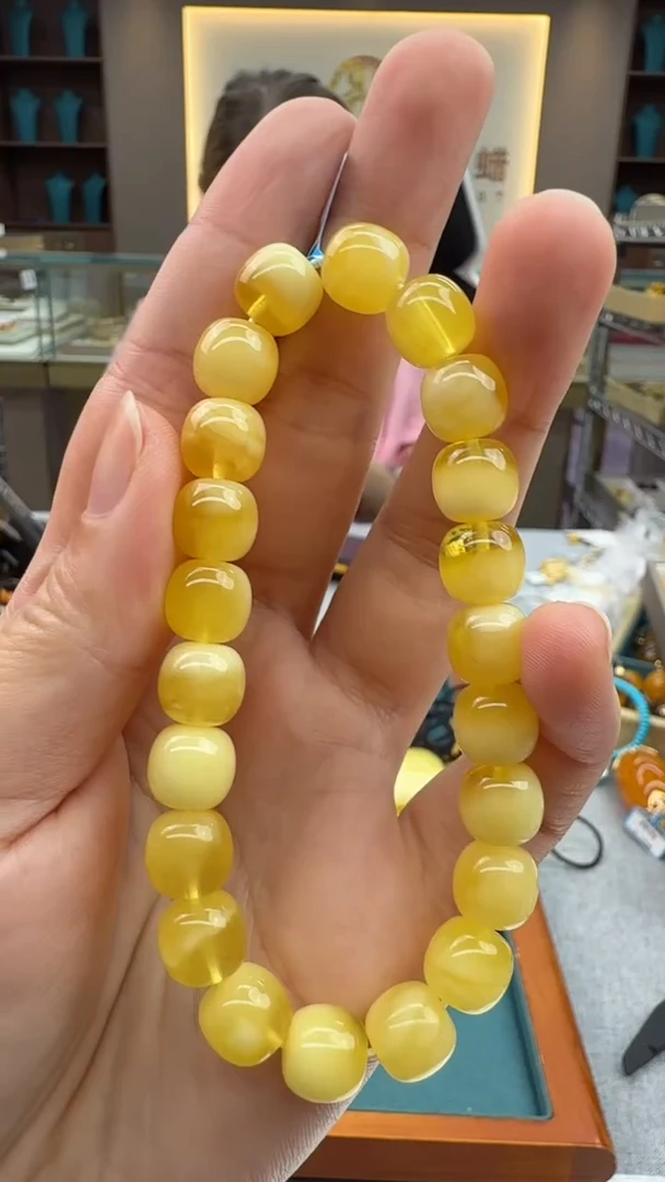 手链琥珀未镶嵌26秒拍号 假一罚三