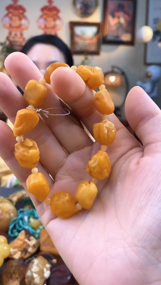 【闪购商品】琥珀手串未镶嵌手串