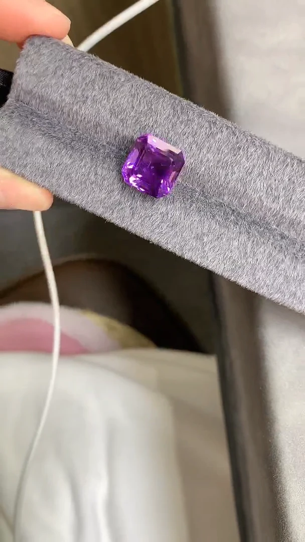 【闪购商品】紫晶笔搁未镶嵌10紫水晶裸石多样性发一颗