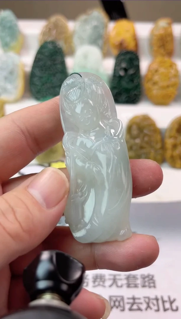 【闪购商品】翡翠颈饰未镶嵌人物