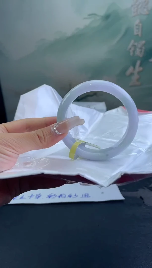 翡翠手镯未镶嵌23翡翠手镯