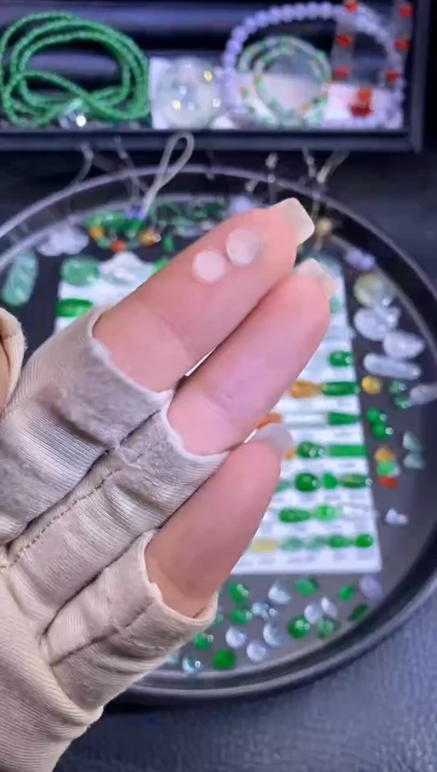 未镶嵌挂件翡翠牌