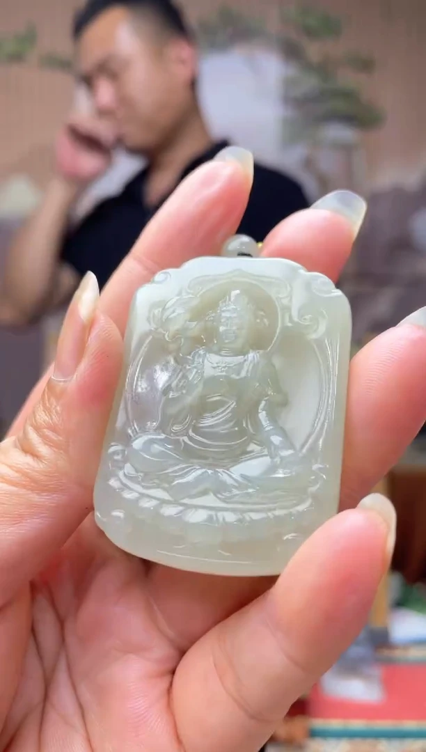 和田玉未镶嵌颈饰拍一发一