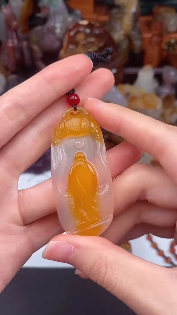 玛瑙/玉髓颈饰未镶嵌万**山AA