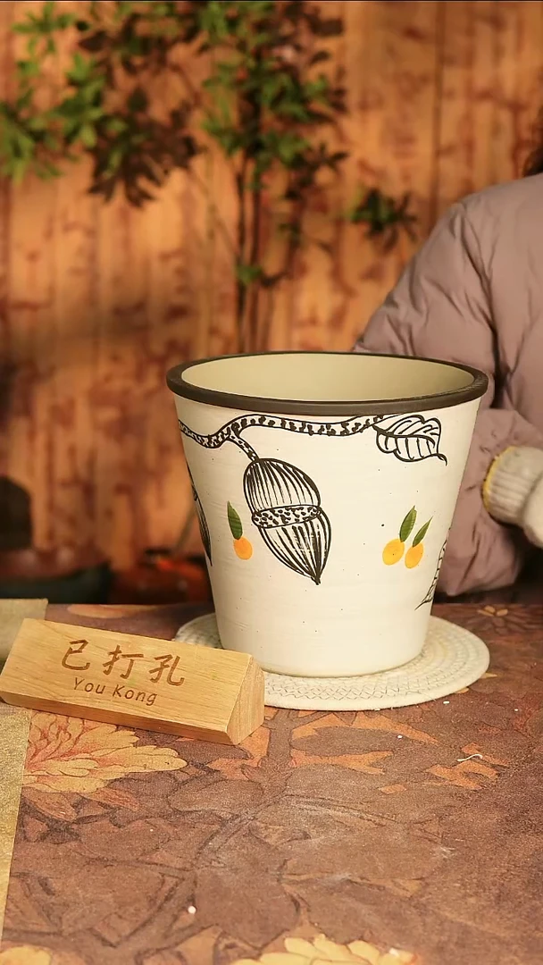 陶瓷23-393高度21口径21已打孔误差2