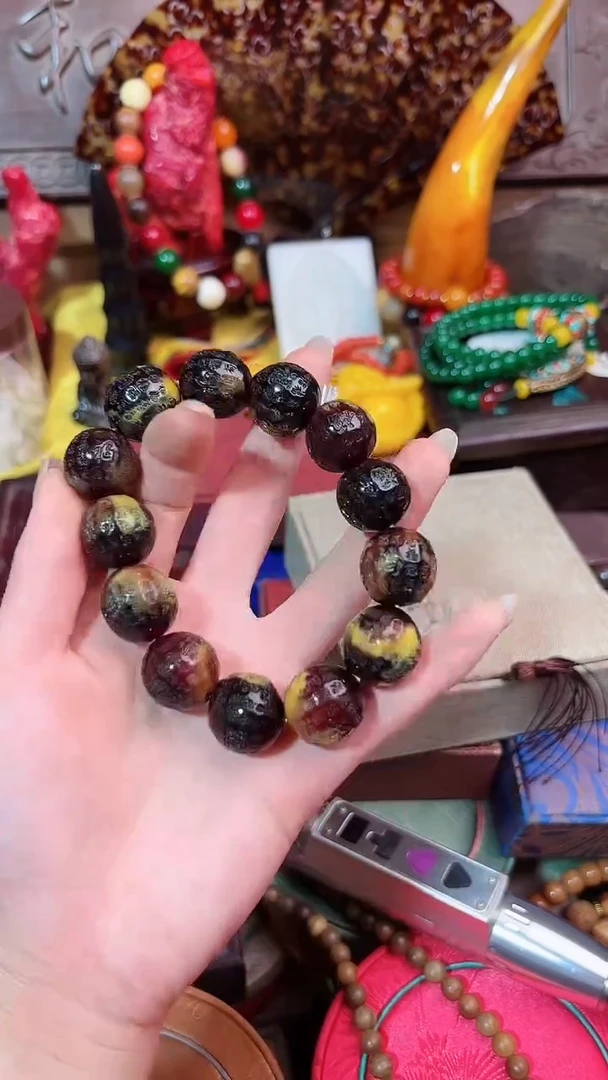 未镶嵌蜜蜡手链哈哈哈哈啊哈哈哈·