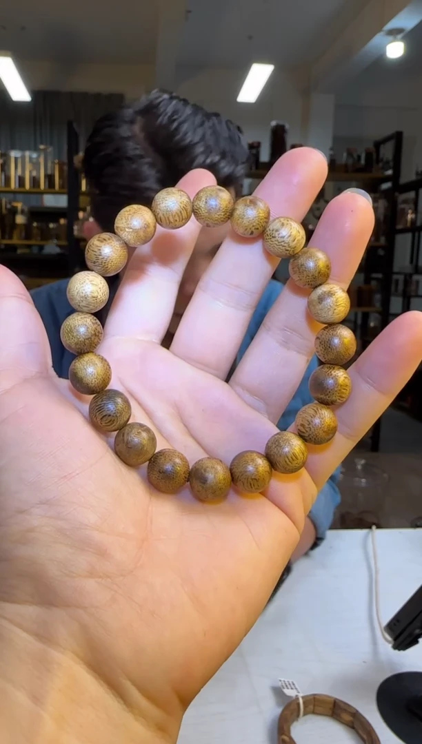 沉香手串金丝油海南绿棋乌身圆叶正圆珠10mm多样性发1