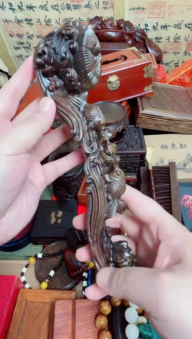 大叶紫檀（黑酸枝木类）礼盒如意