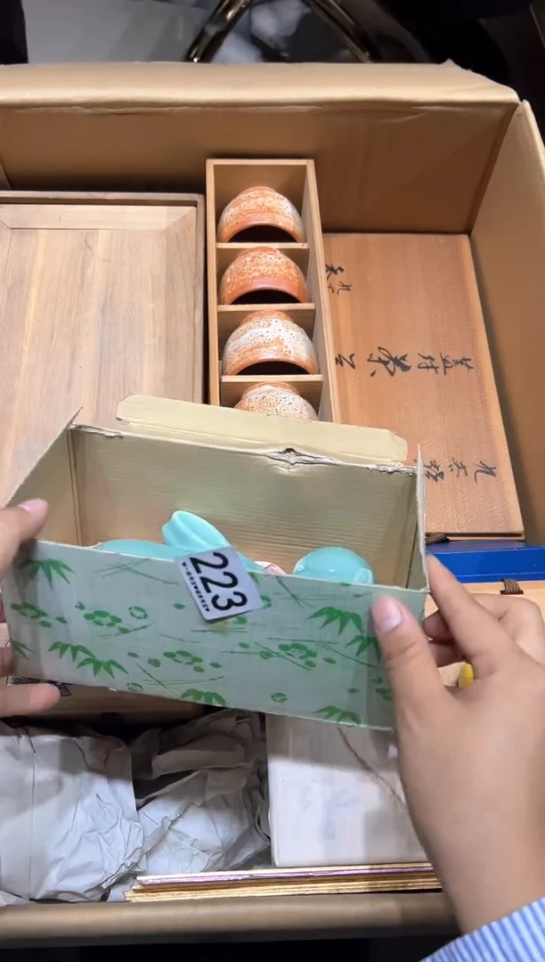 瓷片家***坊223............
