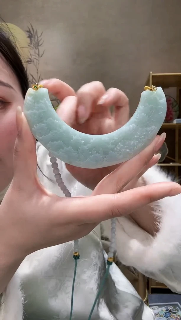 【闪购商品】翡翠颈饰未镶嵌吊坠