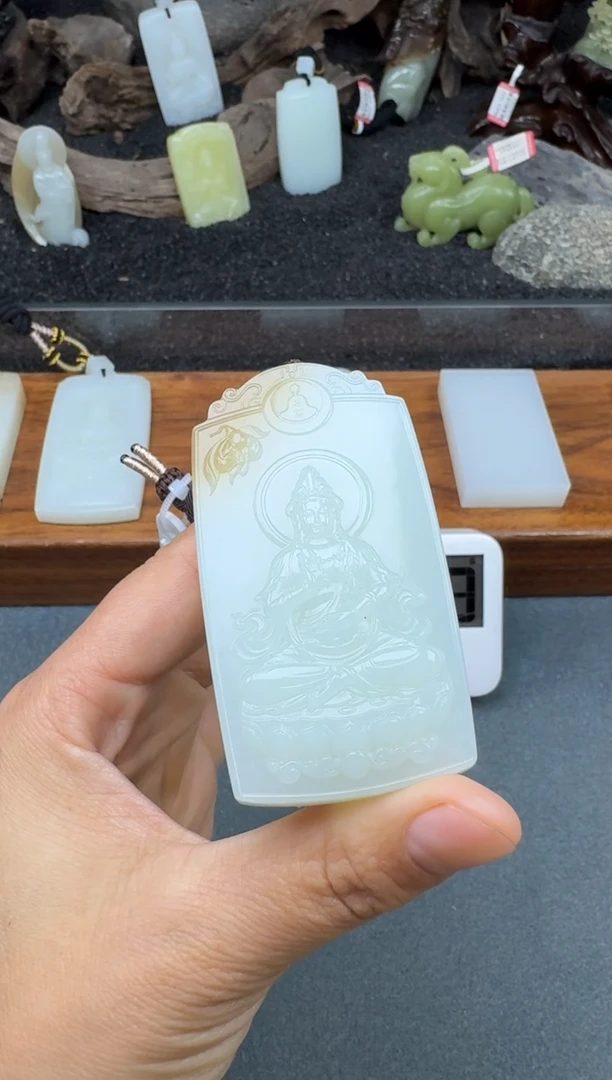 颈饰未镶嵌和田玉2