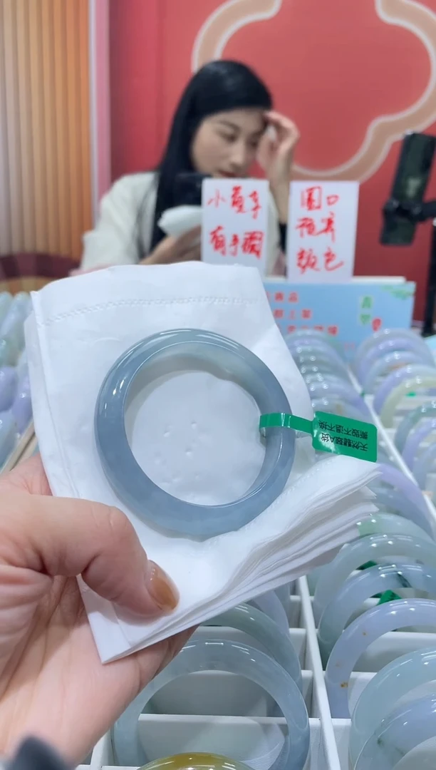 【闪购商品】翡翠手镯未镶嵌00000006372