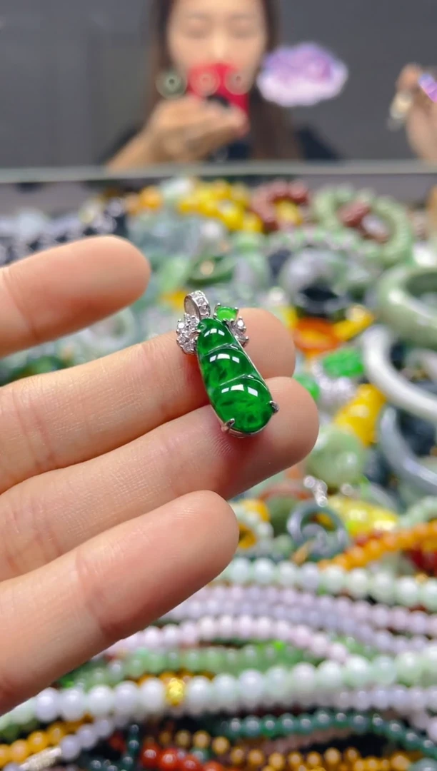 颈饰未镶嵌翡翠多样性择优发货
