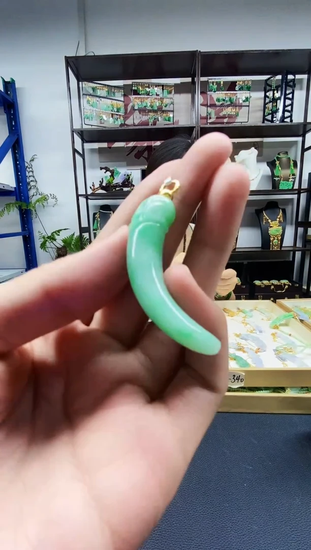 颈饰未镶嵌翡翠翡翠吊坠
