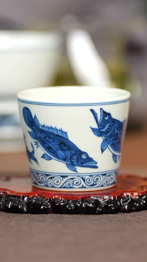 景德镇纯手工纯手绘  鱼藻可乐杯  容量190