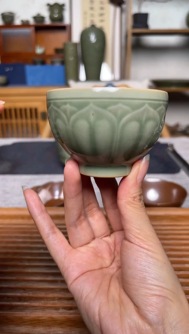 【闪购商品】其他青瓷莲瓣主人杯