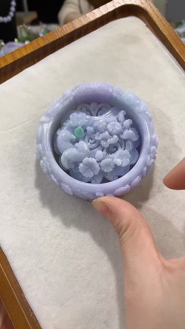 未镶嵌手镯翡翠宽版套镯56