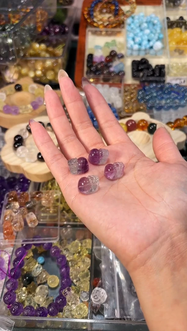 【闪购商品】萤石手串未镶嵌渐变紫萤石卡约10