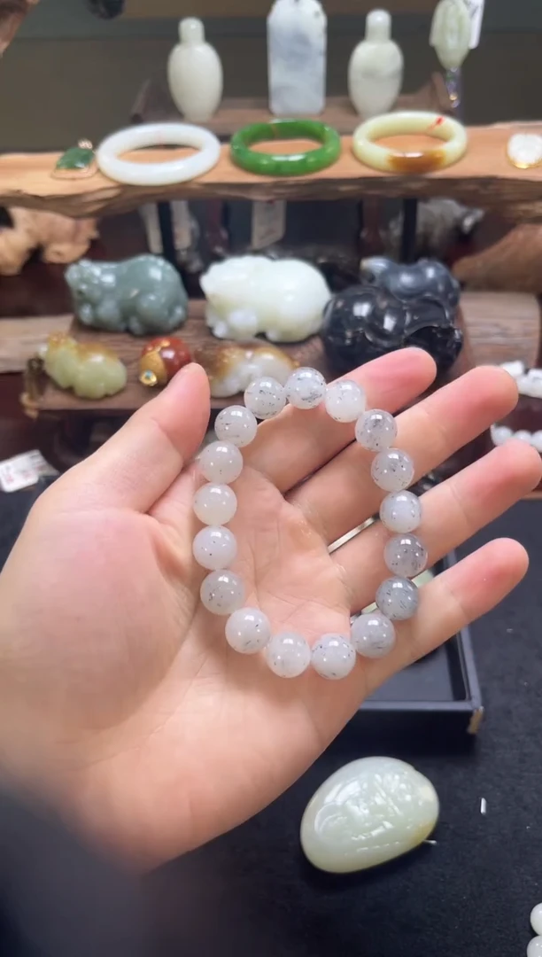手串未镶嵌和田玉卡12新疆黑山 圆珠 平头