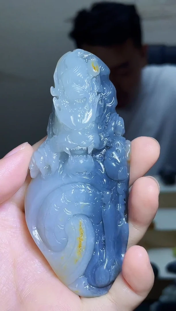 和田玉未镶嵌颈饰1