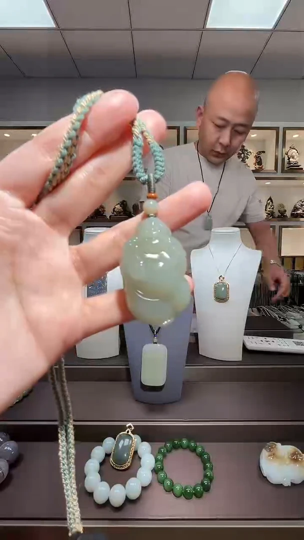 和田玉未镶嵌挂件苏