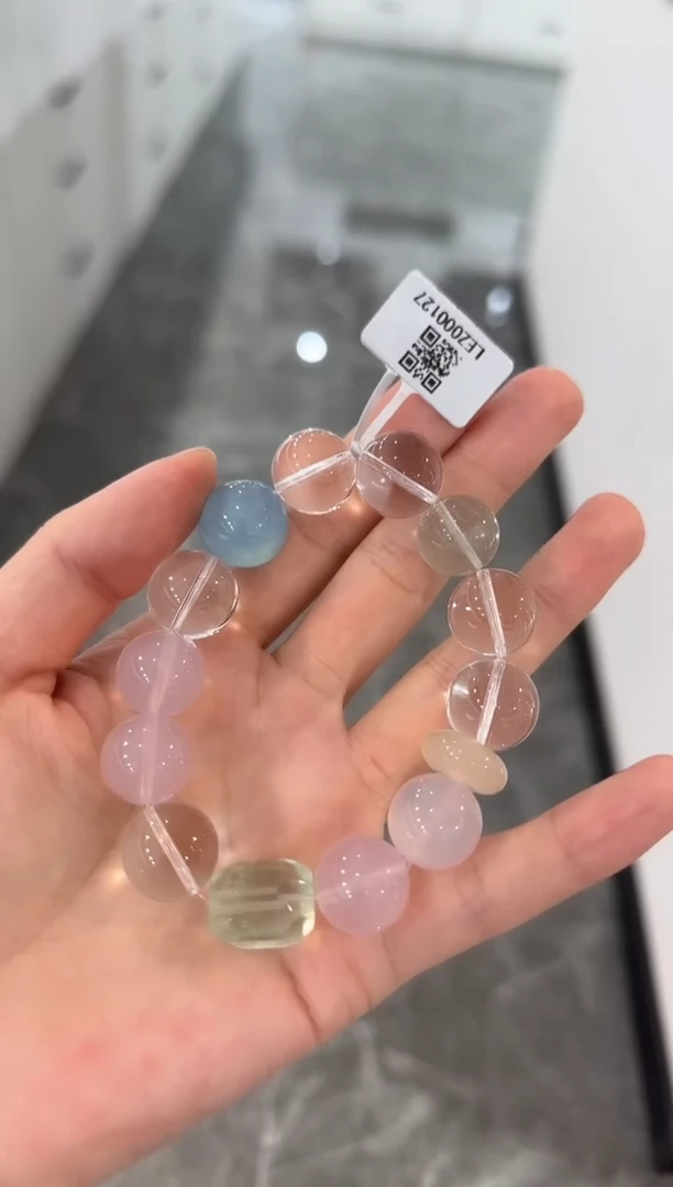 水晶手串未镶嵌手串
